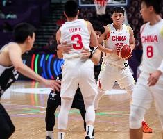 betvictor伟德-调皮大学生王俊杰现身胡明轩评论区 给后者P上了登哥的大胡子