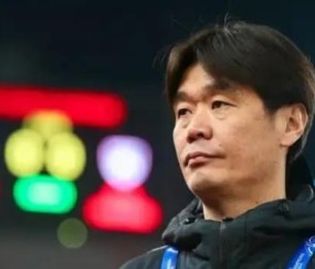 betvictor伟德官方网站-李霄鹏肇俊哲默契易位 沧州雄狮保级形势不容再等