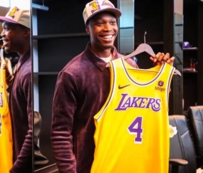 betvictor伟德官方网站-湖人今夏最大手笔的签约，朗尼·沃克能打成什么样？