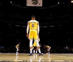 betvictor伟德-【观察】施罗德也来了，湖人还不打算送走韦少？